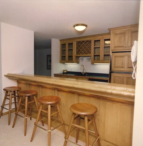 barskitchenetts75.jpg